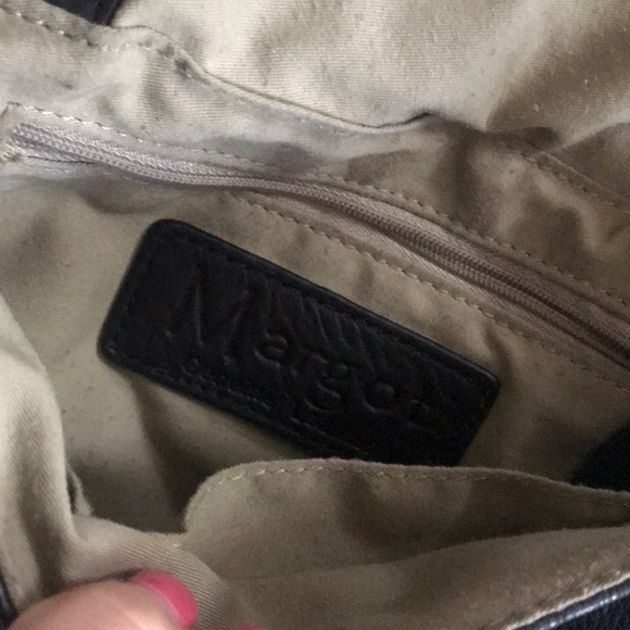 Timeless real leather cross body - Picture 5 of 8